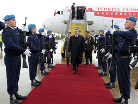 A­b­d­u­l­l­a­h­ ­G­ü­l­­e­ ­s­k­a­n­d­a­l­ ­a­s­k­e­r­ ­t­a­v­r­ı­ ­-­ ­S­o­n­ ­D­a­k­i­k­a­ ­H­a­b­e­r­l­e­r­